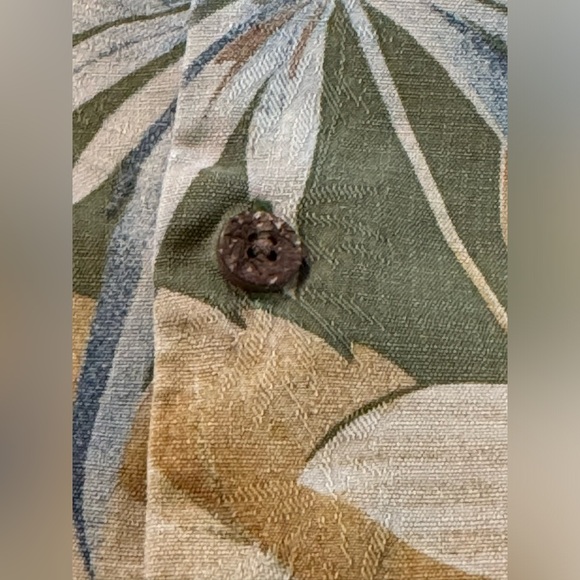 Tommy Bahama Hawaiian 100% Silk Short Sleeve Floral Size X-Large - Picture 5 of 10